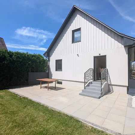 Hébergement de vacances Spacieux, Confort Moderne, Jardin Paisible - Fr-1-589-695