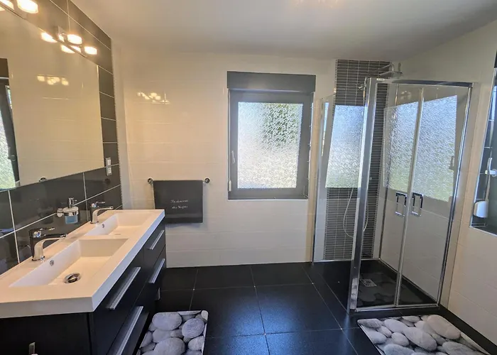 Spacieux, Confort Moderne, Jardin Paisible - Fr-1-589-695 펜션